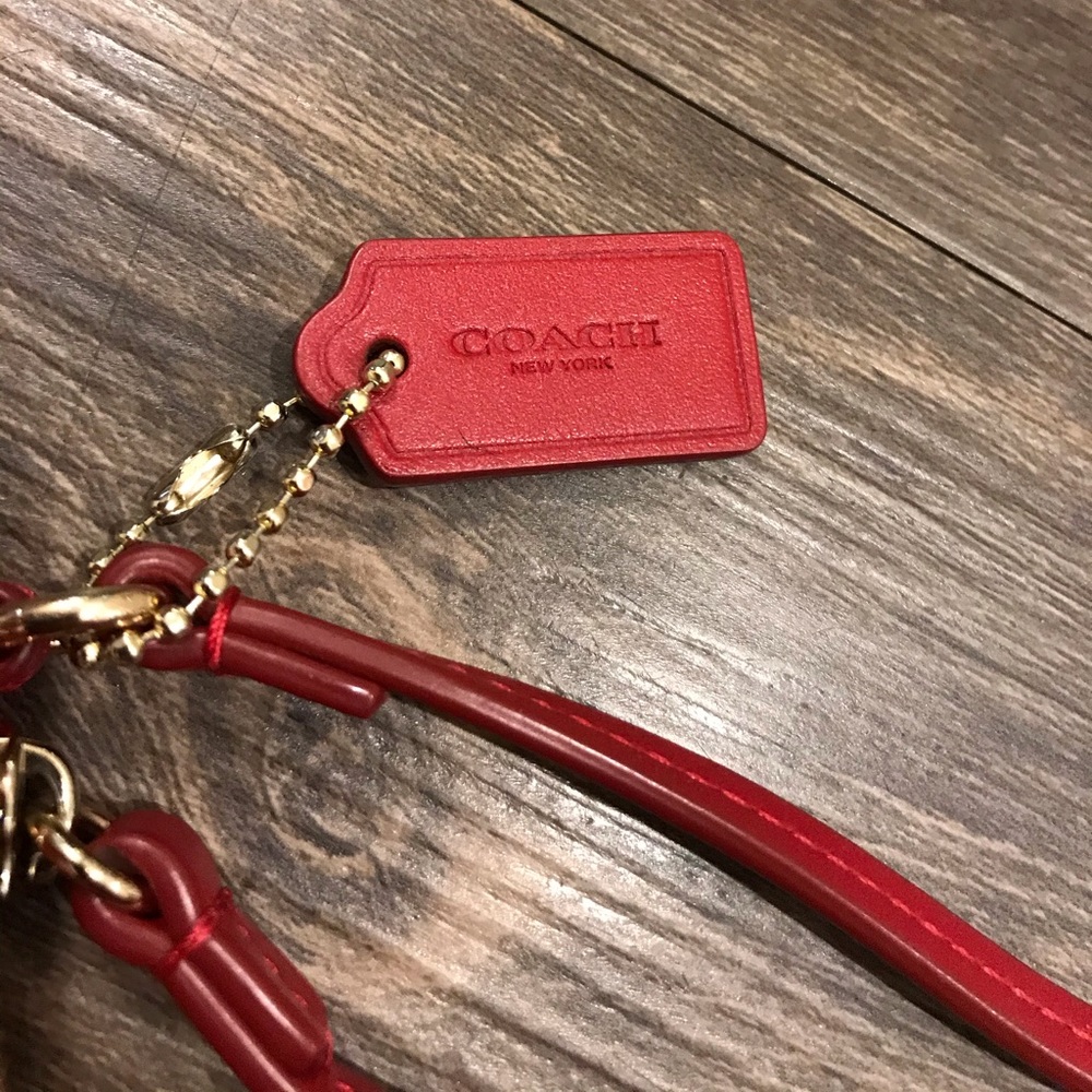 Red leather Coach wristlet - Picture 5 of 7